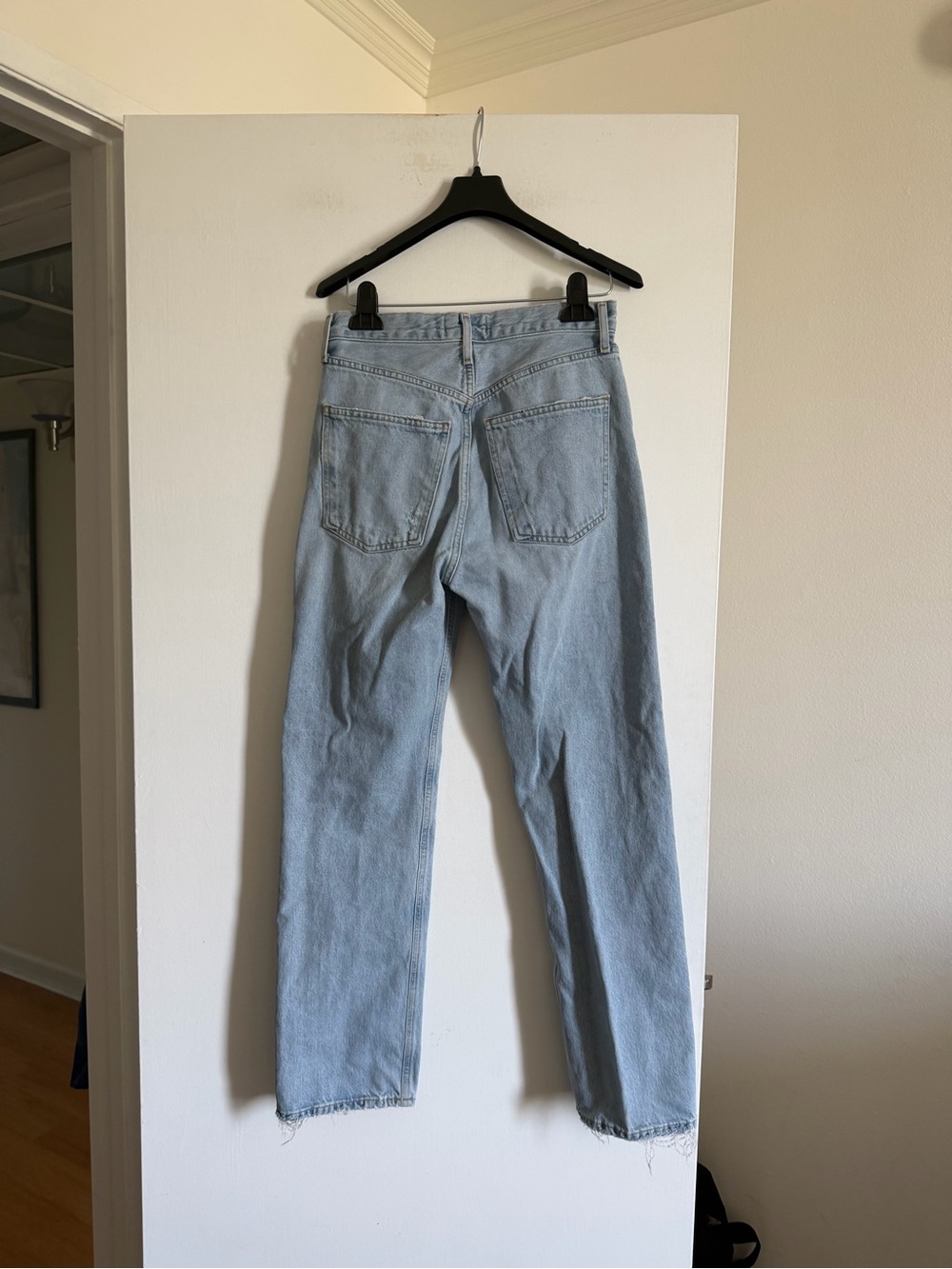 AGOLDE 90’s Pinch Waist Jeans in Focus Lightwash Straight Leg Jean size 26 EUC - Picture 8 of 12